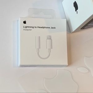 Apple 3.5mm to Lightning Adapter (aka Dongle)